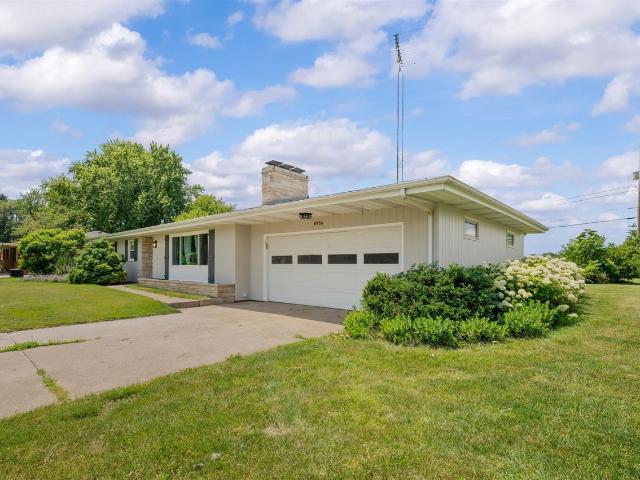 8956 Maplewood Drive