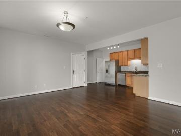 895 Forest Ave, Unit 103, Valley Park, MO 63088 | MLS #25078