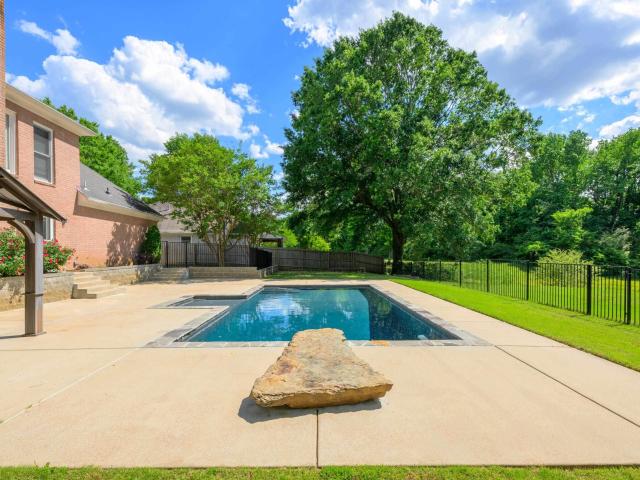 895 joe dr