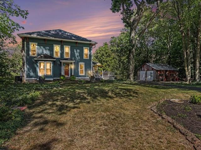8967 18 Mile Rd NE, Cedar Springs, MI 49319