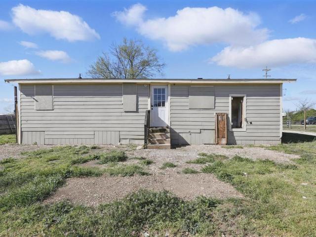 8963 Adams Circle