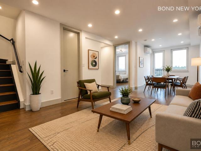 896 New York Avenue, Brooklyn, NY
