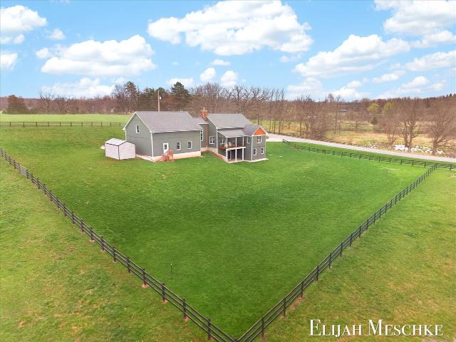 8977 2 Mile Road
