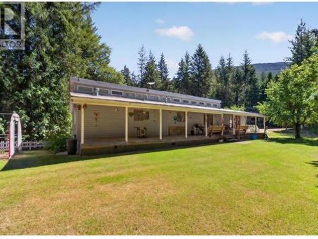 8981 Swanson Road, Swansea Point, BC, V0E 2K2 house for sale | Listing ID 10392 | Royal LePage