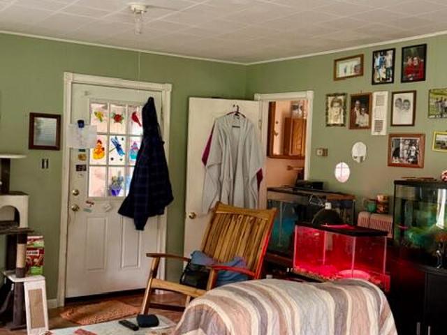 898 Sumpter Road