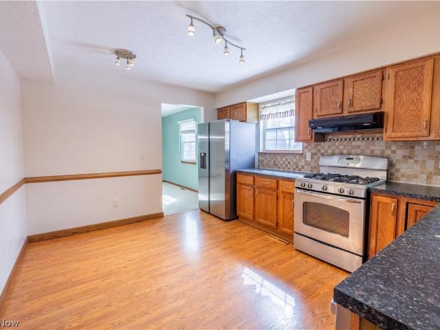 898 Quincy Court