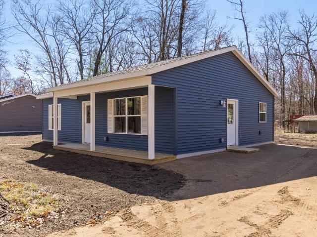8992 Mackinaw Trail Drive