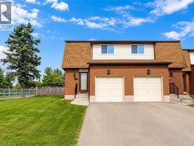 899 Stone Church Road E Unit# 1, Hamilton, ON, L8W 1B2 townhouse for sale | Listing ID 40858 | Royal LePage