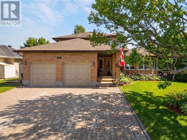 899 Roderick Avenue, Sudbury, ON, P3E 6J5 house for sale | Listing ID 2130 | Royal LePage