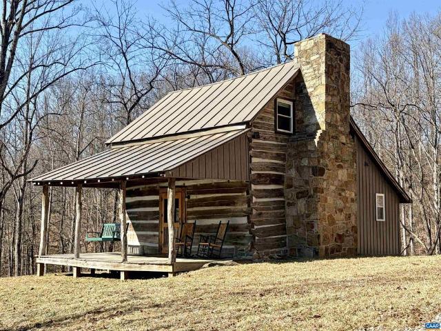 899 Wares Gap Rd