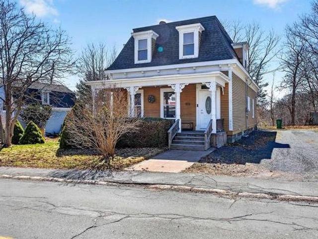 89 Welsford Street, Pictou, NS, B0K 1H0 house for sale | Listing ID 202608 | Royal LePage
