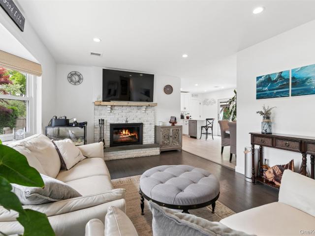 89 Woodlawn Avenue