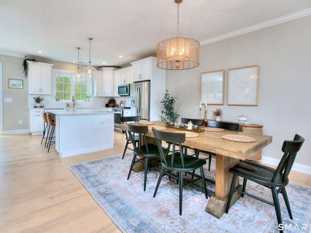 89 Brentwood Circle, Danbury, US, CT