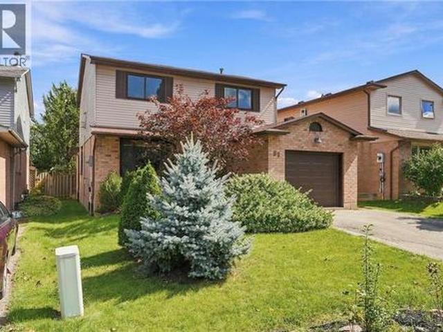 89 Brigade Drive, Hamilton, ON, L9B 2B8 house for sale | Listing ID 40864 | Royal LePage