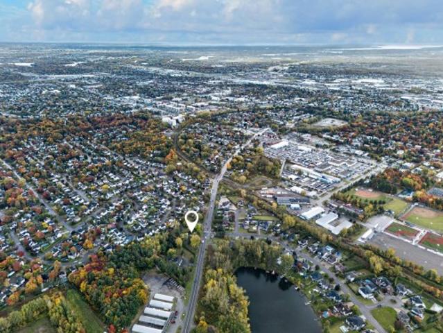 89 Ch. De La Côte St Louis E. Blainville, QC, J7C 0R6 house for sale | Listing ID 22204 | Royal LePage