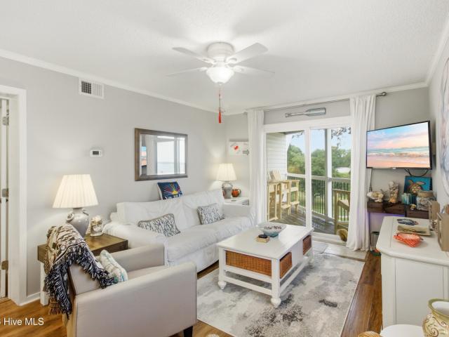 89 Country Club Drive # Apt H4