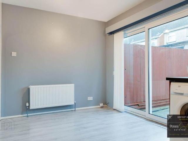 89 Kinross Avenue, Belfast, BT5 7GF