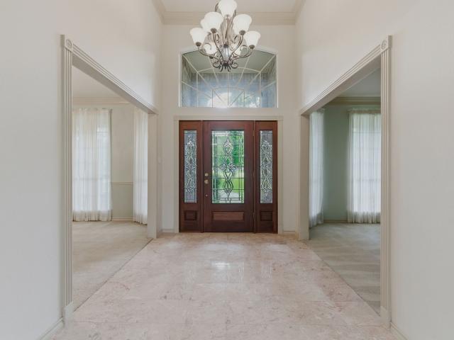 89 La Mirada Drive