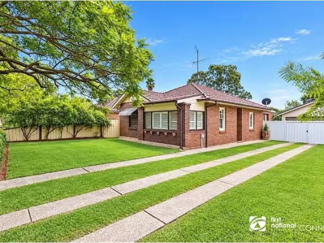 89 Lennox Street, RICHMOND House for rent Listed by Charlise.