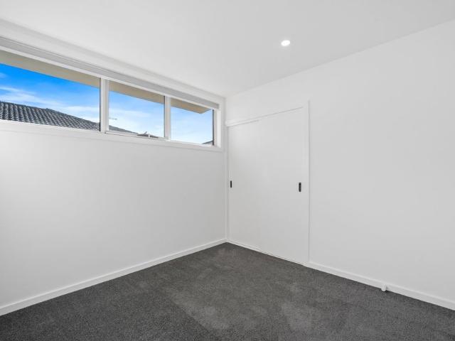 8/9 Leyte Parade, Heidelberg West VIC 3081