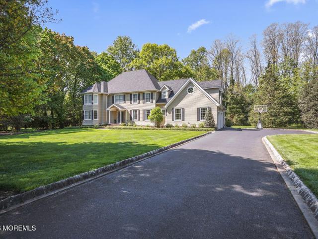 89 N Mitchell Place