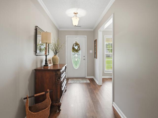 89 Oakview Dr