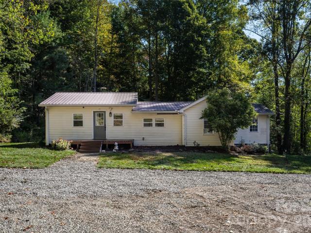 89 Sayles Town Road