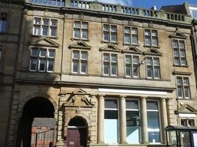 89c Queen Street, Morley, Leeds LS28, 2 bed flat to rent, £895 pcm | PrimeLocation