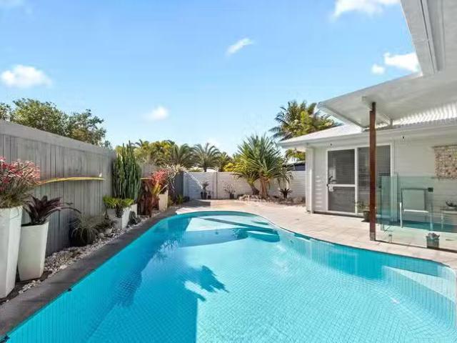 8 Magnolia Street, Marcoola, QLD 4564