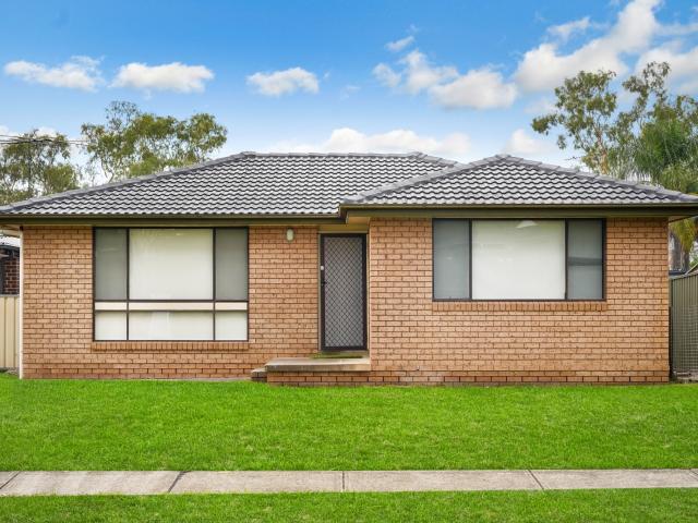 8 Mallory Street, Dean Park