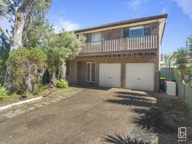 8 Malvina Parade, GOROKAN House for rent Listed by Alana Wrig.