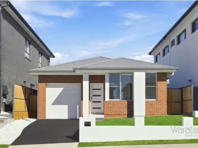 8 Mangrove Way, Box Hill House for rent Listed by Waratah Pro.