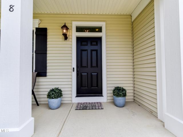 8 Maria Lane