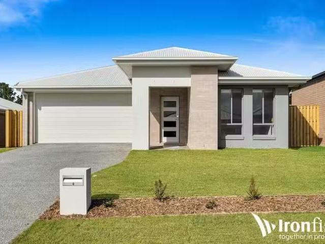 8 Marie Court, Crestmead, QLD 4132