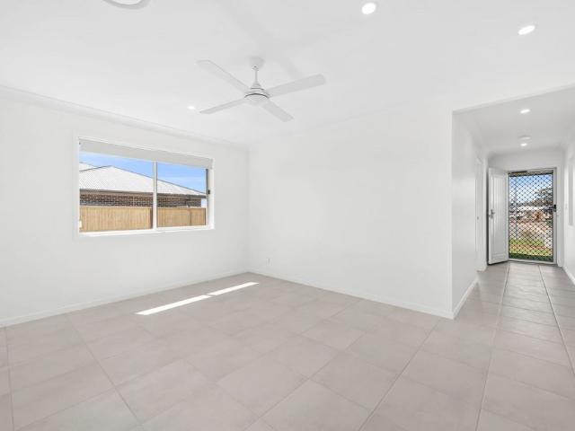 8 Maynes Street, Warwick QLD 4370