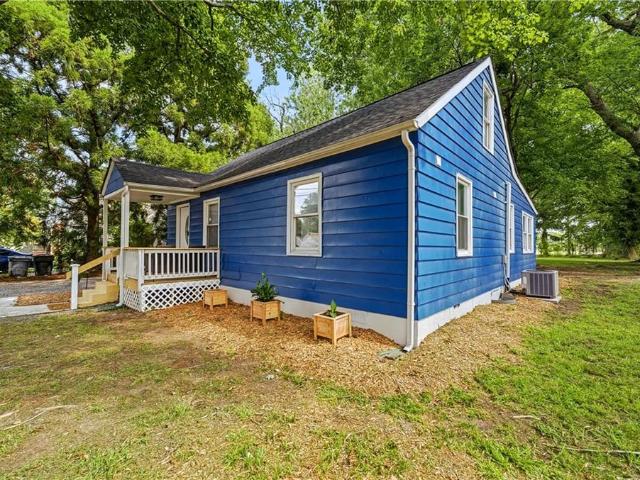 8 McDonald RD