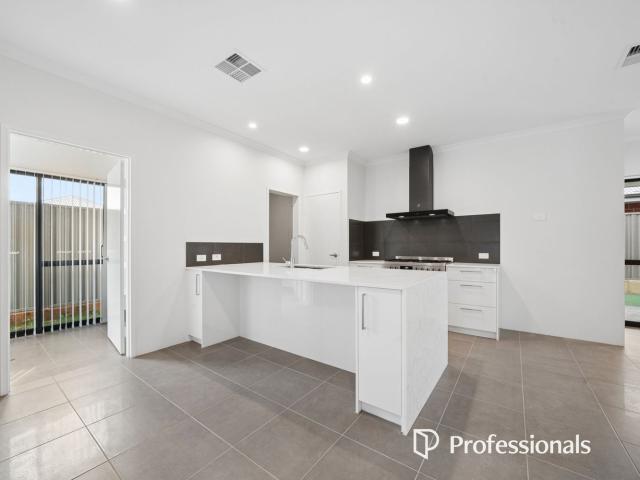 8 Mcdermott StreetByford WA 6122, Australia