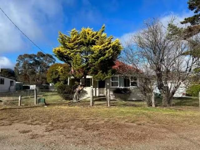 8 Mead Street, Clandulla, NSW 2848
