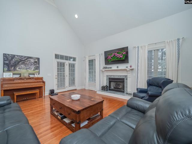 8 Medina Court