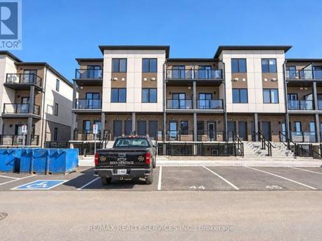 8 Miseferi Crescent, Cambridge, ON, N1T 0J1 house for sale | Listing ID X14122 | Royal LePage