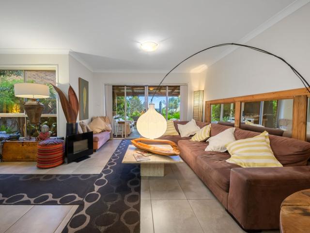 8 Mirrabooka Crescent, Little Bay, NSW 2036