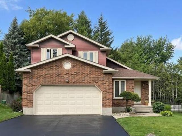 8 Mollison Court, Guelph Kortright Hills, ON, N1C 1A7 house for sale | Listing ID X13809 | Royal LePage