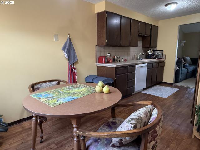 8 nw mountain view dr