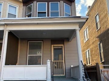 8 N Locust Street