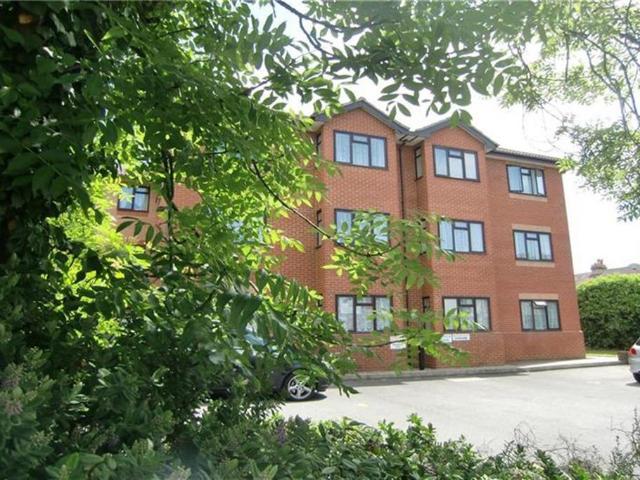 8 Norfolk House, 130 Brockhurst Road. 1 bed retirement property to rent £975 pcm £225 pw