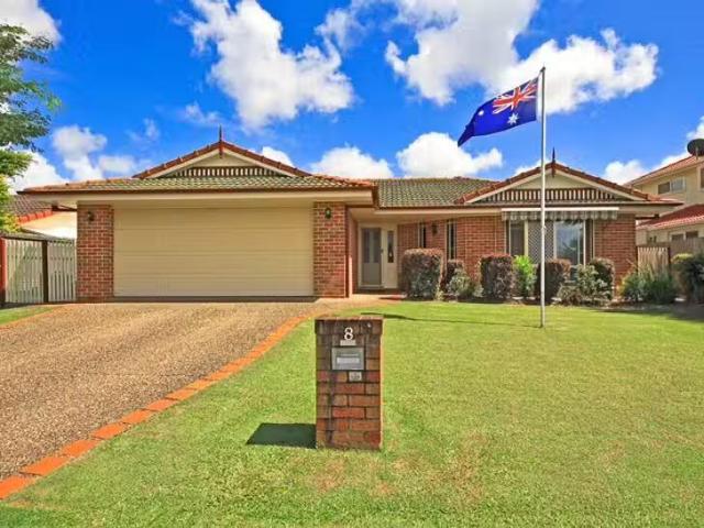 8 Outrigger Drive, Robina, QLD 4226