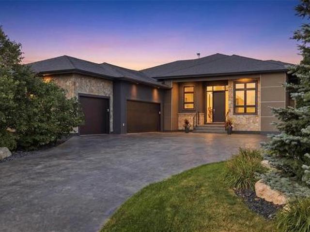 8 Orchard Gate, Oak Bluff, MB, R4G 0B9 Luxury House for sale | Listing ID 202619 | Royal LePage Carriage Trade Luxury Properties