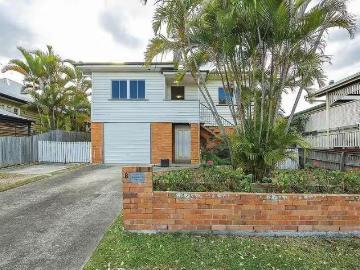 8 Ormuz Road, Yeronga, QLD 4104