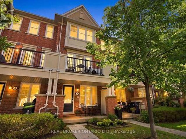 8 Ayers Crescent, Toronto, ON, M1L 0G6 townhouse for sale | Listing ID E14029 | Royal LePage