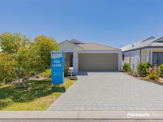 8 Addington Loop, PIARA WATERS, WA 6112